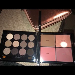 Bobby Brown Deluxe Eye and Cheek Palette w/ Case